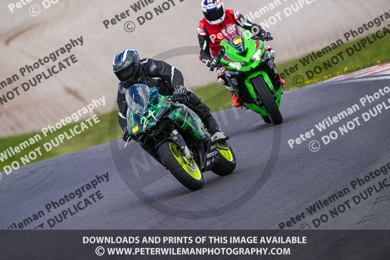 donington no limits trackday;donington park photographs;donington trackday photographs;no limits trackdays;peter wileman photography;trackday digital images;trackday photos
